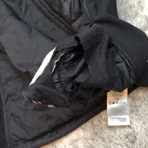 Columbia Women's Powder Pillow Hybrid Jacket - Picture 9 of 10